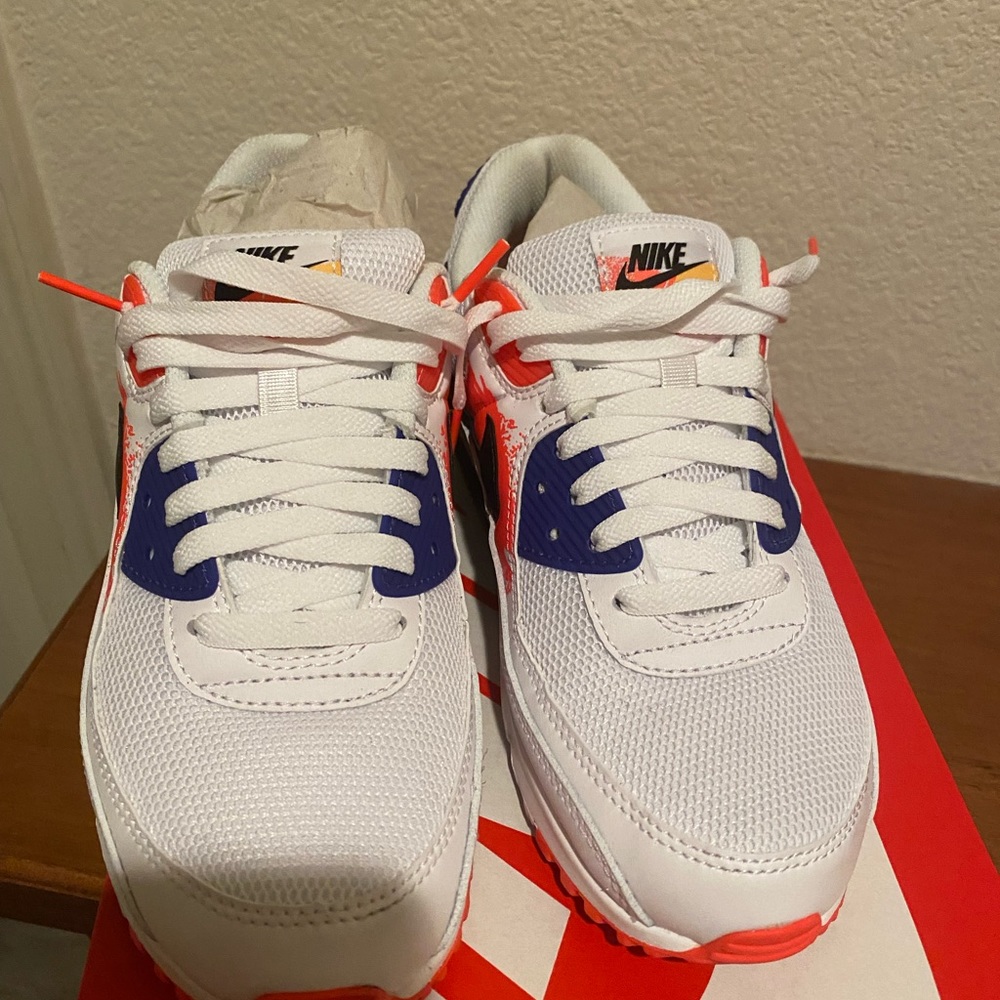 Nike Women’s White/Black/Purple/Orange Running Sneakers - Picture 3 of 4